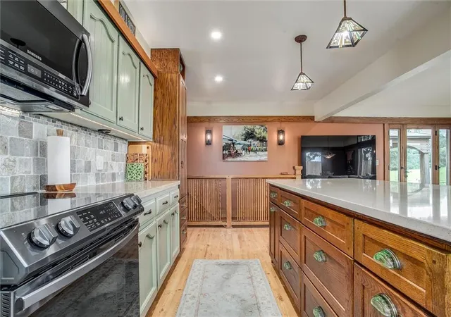 5th image of 507 Ne Karapat Dr, Kansas City, MO 64155 | MLS# 2627640