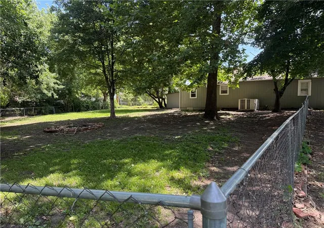 Homes for sale in Louisburg, KS | 6 S 3Rd St, Louisburg, KS 66053 | MLS# 2627670