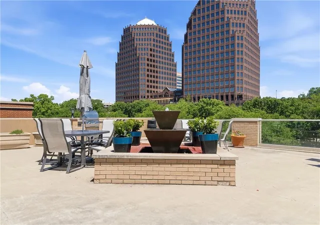 2nd image of 4545 Wornall Rd, Kansas City, MO 64111