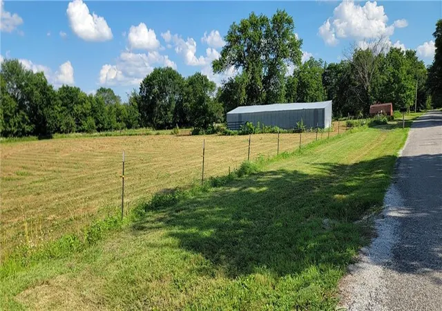 Homes for sale in La Harpe, KS | 801 S Mckinley St, La Harpe, KS 66751 | MLS# 2627699