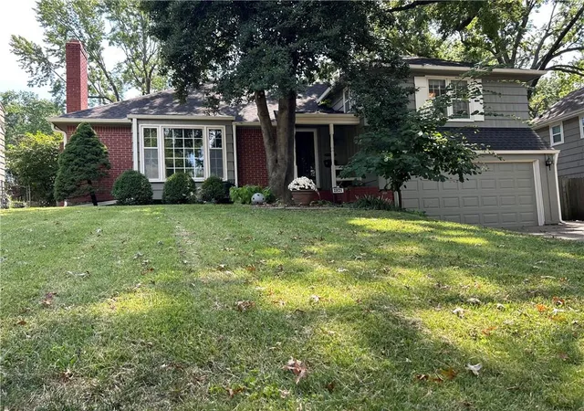 1st image of 2821 W 73rd Street, Prairie Village, KS 66208 | MLS# 2627705