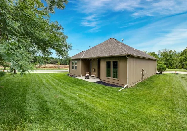 Homes for sale in Kansas City, MO | 9211 N Belton Ct, Kansas City, MO 64154 | MLS# 2627712