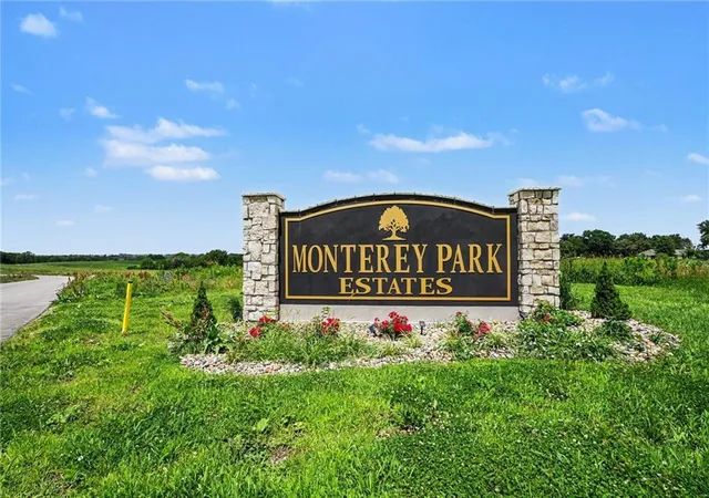 3rd image of 3090 Onyx St, Smithville, MO 64089 | MLS# 2627713