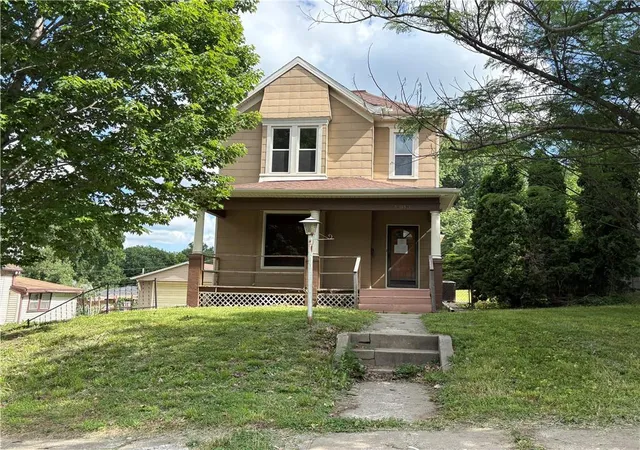 Homes for sale in Saint Joseph, MO | 1913 Holman St, Saint Joseph, MO 64501 | MLS# 2627719