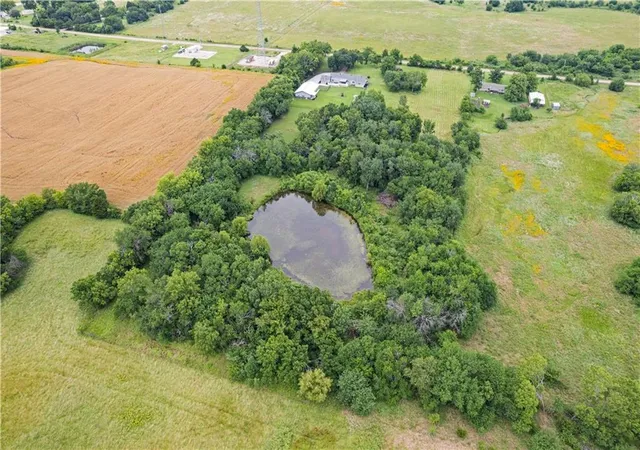 2nd image of 1531 22000 Rd, Parsons, KS 67357 | MLS# 2627724