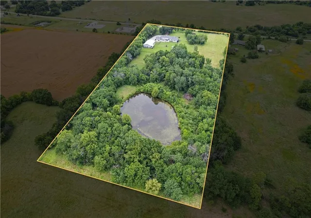 3rd image of 1531 22000 Rd, Parsons, KS 67357 | MLS# 2627724