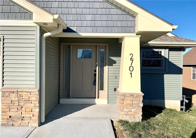 Photo 2 of Single family home for sale at 2701 Meadow Ridge, St Joseph, MO 64504 | MLS# 2627739 | Listing updated on 2026-08-28