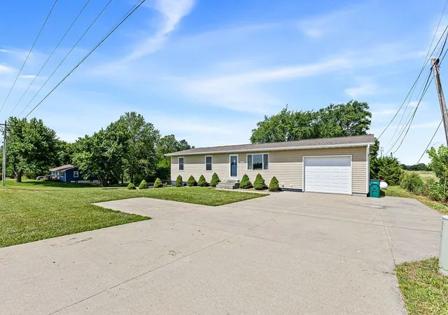 Homes for sale in Maryville, MO | 24635 Icon Rd, Maryville, MO 64468 | MLS# 2627756