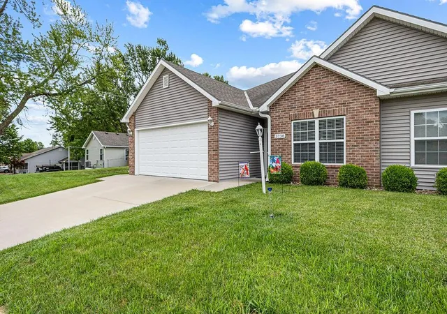Photo 2 of Sale Pending at 3738 Charles St, Saint Joseph, MO 64506 | MLS# 2627759 | Listing updated on 2026-07-06