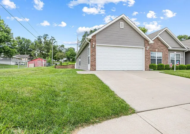 Photo 3 of Sale Pending at 3738 Charles St, Saint Joseph, MO 64506 | MLS# 2627759 | Listing updated on 2026-07-06