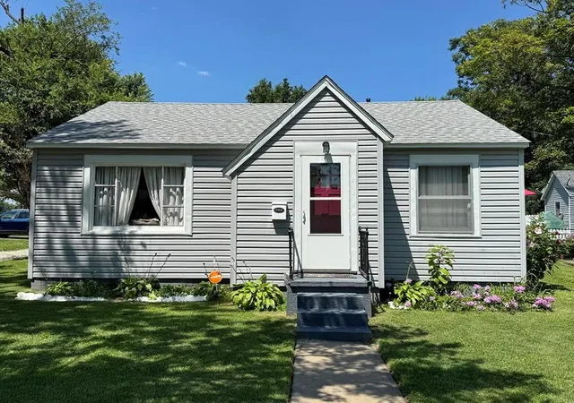 Homes for sale in El Dorado Springs, MO | 704 S Main St, El Dorado Springs, MO 64744 | MLS# 2627771