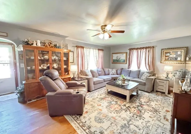 Homes for sale in El Dorado Springs, MO | 704 S Main St, El Dorado Springs, MO 64744 | MLS# 2627771