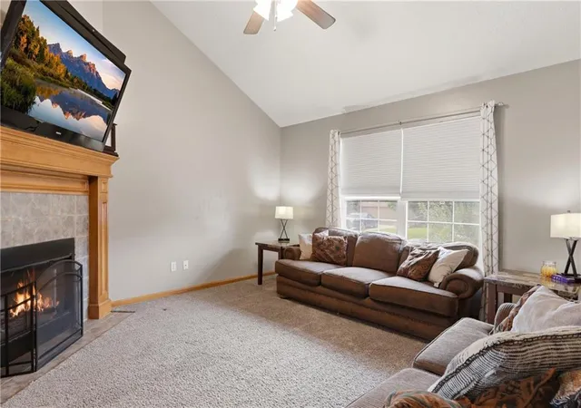 3rd image of 431 Sw Joseph Ln, Grain Valley, MO 64029 | MLS# 2627780