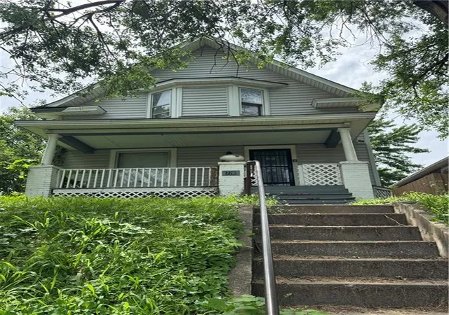 Homes for sale in Kansas City, MO | 720 Newton Ave, Kansas City, MO 64125 | MLS# 2627788