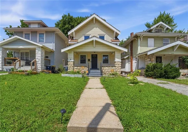 2nd image of 3324 Indiana Ave, Kansas City, MO 64128 | MLS# 2627808