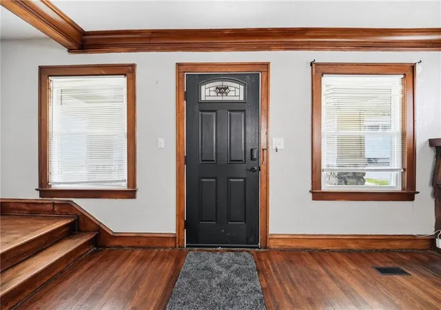 3rd image of 3324 Indiana Ave, Kansas City, MO 64128 | MLS# 2627808