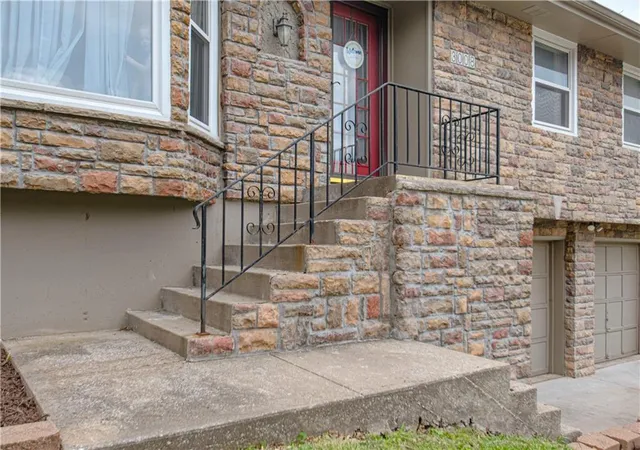 Photo 2 of Single family home for sale at 3008 S Cochise Dr, Independence, MO 64057 | MLS# 2627825 | Listing updated on 2026-09-12