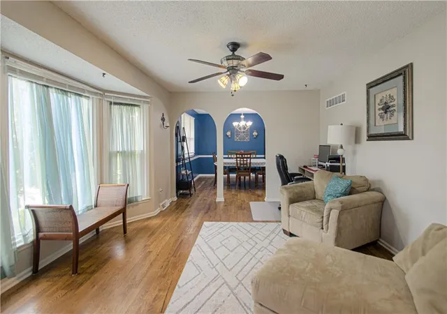 Photo 4 of Single family home for sale at 3008 S Cochise Dr, Independence, MO 64057 | MLS# 2627825 | Listing updated on 2026-09-12