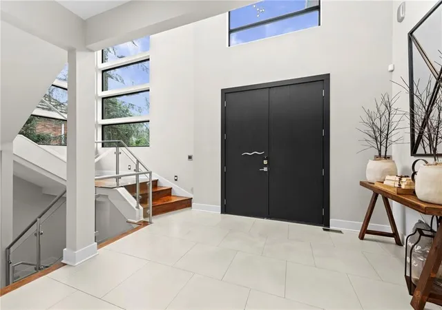 5th image of 6537 Ridge Rd, Kansas City, MO 64152 | MLS# 2627827
