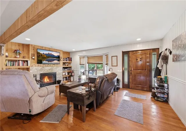 4th image of 40303 E Round Prairie Rd, Oak Grove, MO 64075 | MLS# 2627830
