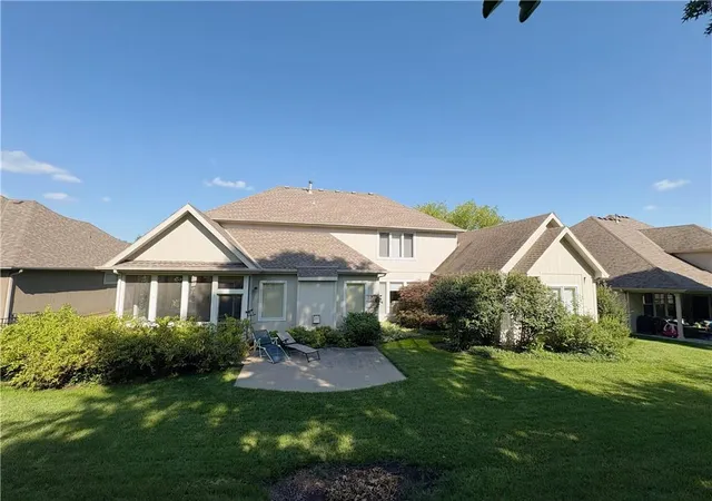 Photo 2 of Single family home for sale at 10306 N Brooklyn Ave, Kansas City, MO 64155 | MLS# 2627837 | Listing updated on 2026-08-26