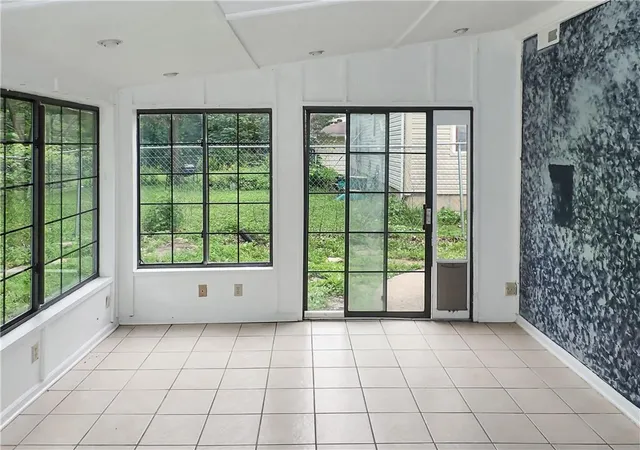 Homes for sale in Grandview, MO | 13327 Donnelly Ave, Grandview, MO 64030 | MLS# 2627842