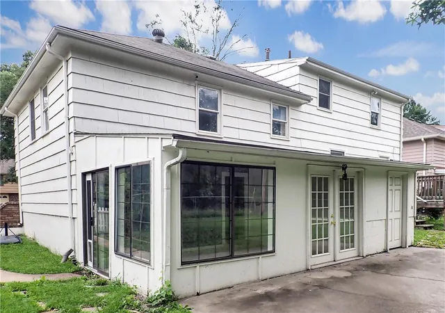 Photo 3 of Single family home for sale at 13327 Donnelly Ave, Grandview, MO 64030 | MLS# 2627842 | Listing updated on 2026-09-19