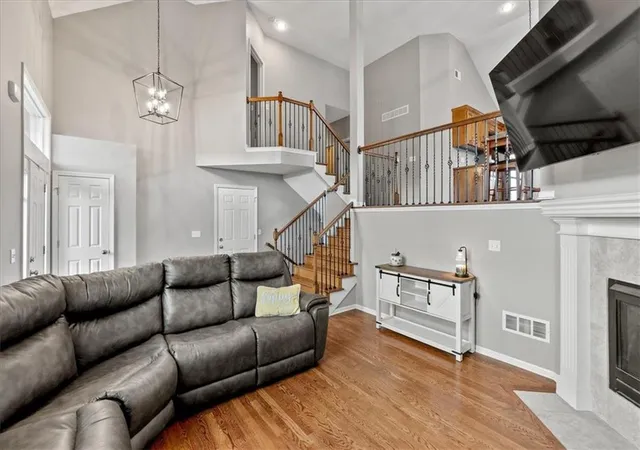 3rd image of 126 N Pecan St, Gardner, KS 66030 | MLS# 2627846