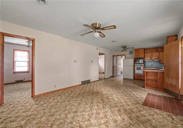 Homes for sale in Gardner, KS | 21455 S Moonlight Rd, Gardner, KS 66030 | MLS# 2627853