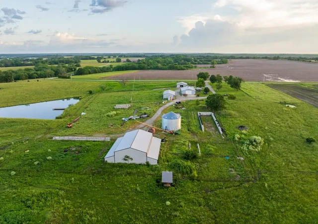 Homes for sale in Leeton, MO | 570 Se Pp Hwy, Leeton, MO 64761 | MLS# 2627864