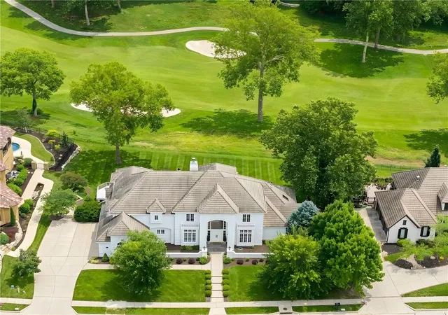Photo 1 of Single family home for sale at 6517 Ridge Rd, Kansas City, MO 64152 | MLS# 2627882 | Listing updated on 2026-08-27