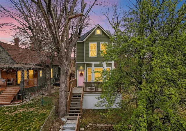 1st image of 838 Sandusky Ave, Kansas City, KS 66101 | MLS# 2627885