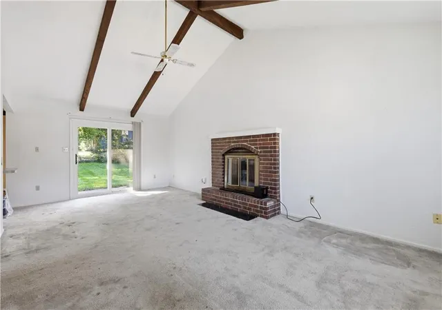Photo 4 of Single Family Residence at 325 Brownfield Dr, Lees Summit, MO 64063 | MLS# 2627890 | | Sold on 2026-07-24