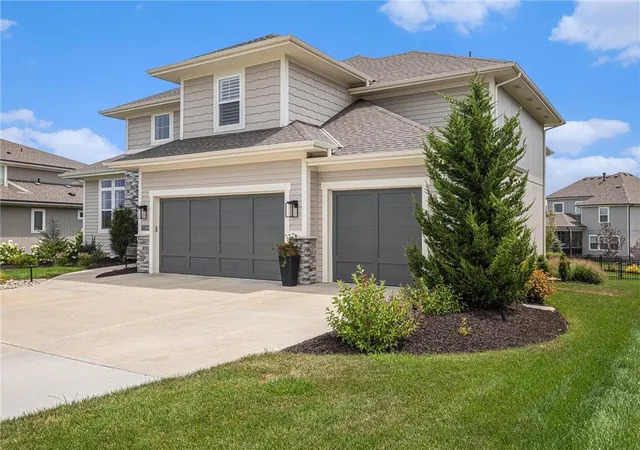4th image of 17309 Stearns St, Overland Park, KS 66221 | MLS# 2627893