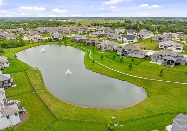 65th image of 17309 Stearns St, Overland Park, KS 66221 | MLS# 2627893