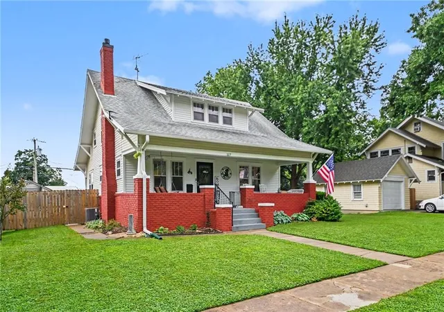 Homes for sale in Burlington, KS | 117 Juniatta St, Burlington, KS 66839 | MLS# 2627895