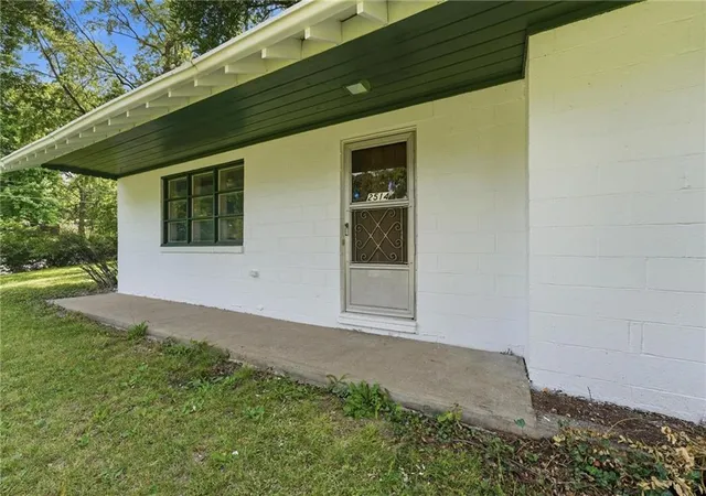 18th image of 2514 S Hawthorne Ave, Independence, MO 64052 | MLS# 2627908