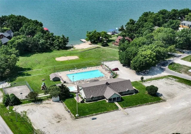 4th image of 58 Tamarack Ln, Linn Valley, KS 66040 | MLS# 2627915