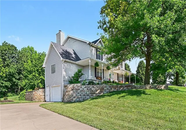 Photo 5 of Single family home for sale at 7204 Pleasant Ridge Ter, Saint Joseph, MO 64504 | MLS# 2627922 | Listing updated on 2026-08-30