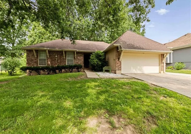 1st image of 3604 S Emery St, Independence, MO 64075 | MLS# 2627927