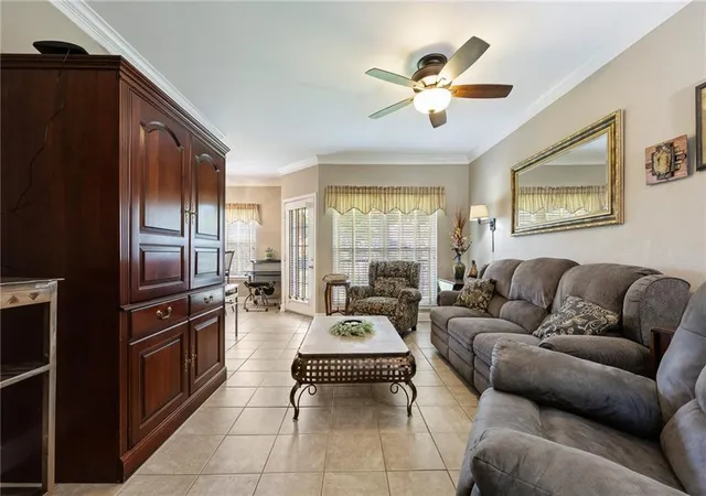 Photo 3 of Condo for sale at 11617g Tomahawk Crk Pkwy #G, Leawood, KS 66211 | MLS# 2627948 | Listing updated on 2026-09-19