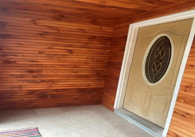 Photo 3 of Single family home for sale at 505 Virginia St, Saint Joseph, MO 64504 | MLS# 2627954 | Listing updated on 2026-07-16