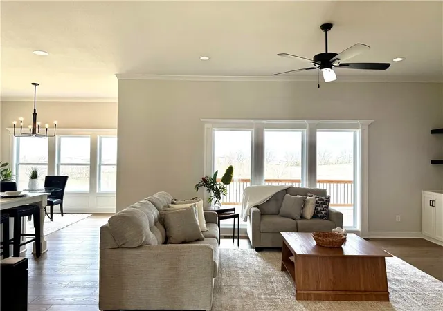 4th image of 9810 N Laurel Ave, Kansas City, MO 64157 | MLS# 2627964