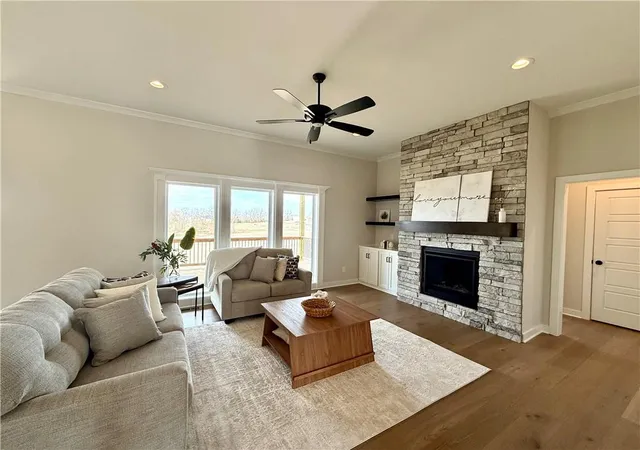 5th image of 9810 N Laurel Ave, Kansas City, MO 64157 | MLS# 2627964