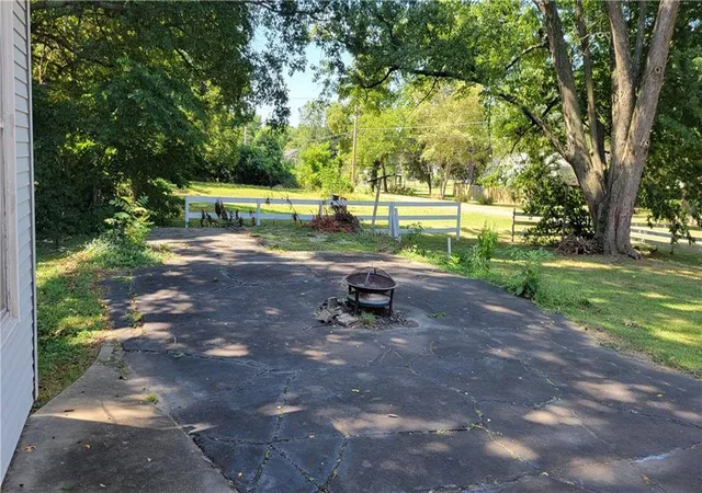 Homes for sale in Pittsburg, KS | 201 W Madison St, Pittsburg, KS 66762 | MLS# 2627973