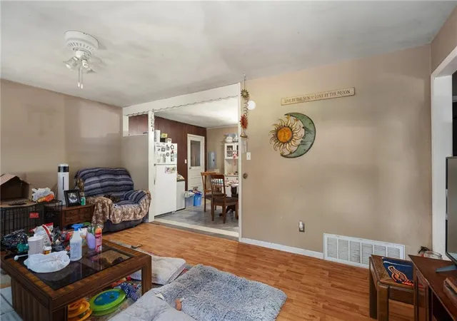 2nd image of 405 N Rogers St, Independence, MO 64050 | MLS# 2627982
