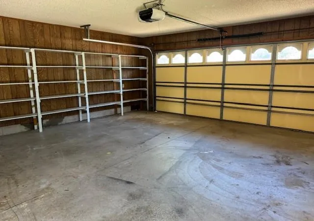 Photo 2 of Sale Pending at 512 Custer Rd, Parsons, KS 67357 | MLS# 2627985 | Listing updated on 2026-08-18