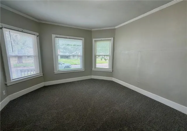 Homes for sale in Ottawa, KS | 835 S Hickory St, Ottawa, KS 66067 | MLS# 2627990