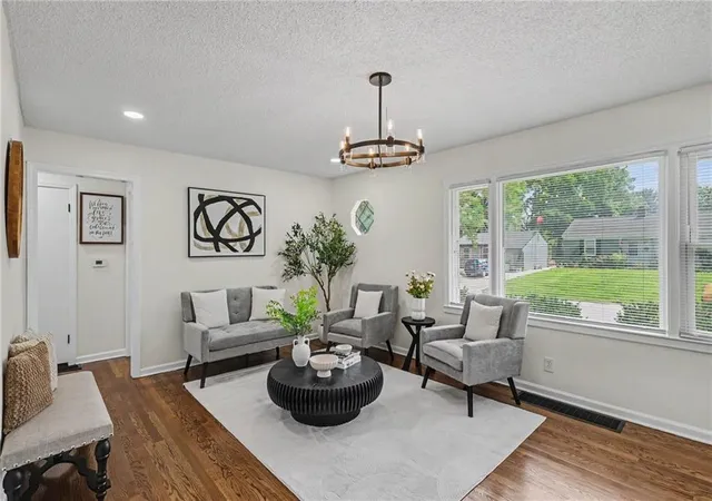 Photo 4 of Sale Pending at 10504 E 25th Terrace, Independence, MO 64052 | MLS# 2627994 | Listing updated on 2026-07-31