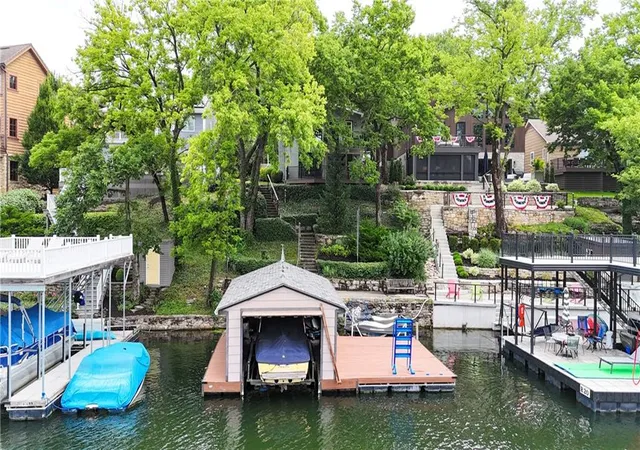 2nd image of 19 R St, Lake Lotawana, MO 64086 | MLS# 2628005